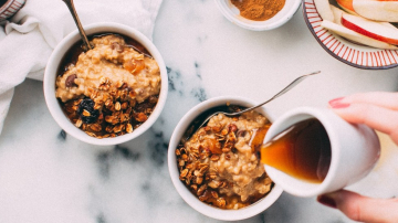 De ce trebuie să stai lângă geam când iei micul dejun