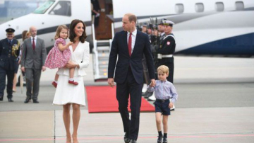 Bucurie în familia regală britanică. Kate Middleton a născut cel de-al treilea copil!