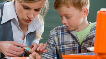 Primul ajutor pentru copii. Cum trebuie să acționeze părinții în cazurile de urgență