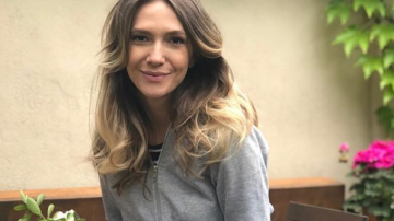 Adela Popescu a povestit despre chinurile naşterii: „Pe viață și pe moarte...”