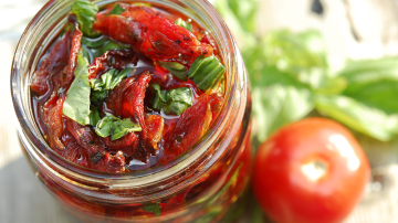 Cum să prepari acasă roșii uscate