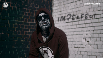 Primele imagini cu solistul Carla’s Dreams fără mască și noua sa iubită (POZE EXCLUSIVE)