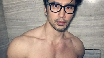 Are 50 de ani, dar arată de 20. Cum se menţine Chuando Tan