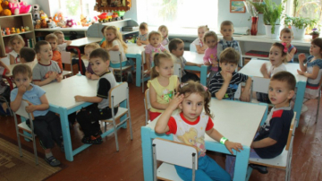 Părinții de la o grădiniță din capitală, obligați să strângă câte 1600 de lei