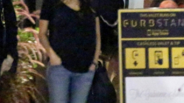 Кунис и Катчер впервые появились на публике с дочкой