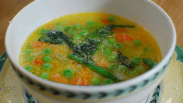 Ministrone cu orez de la Iulia Vîsoțki