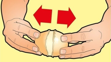 Как очистить вареный картофель за несколько секунд? Это проще простого!