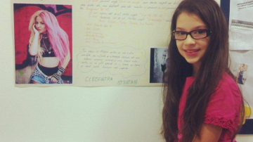 Cleopatra Stratan revine în muzică