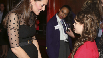 Все-таки двойня? Живот Кейт Миддлтон резко вырос