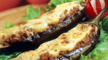 Conserve pentru iarnă: vinete cu ceapă