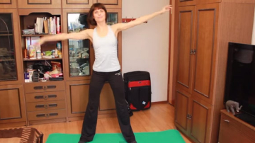 Exerciții fizice matinale simple: 10 minute și sunteți în formă (video)