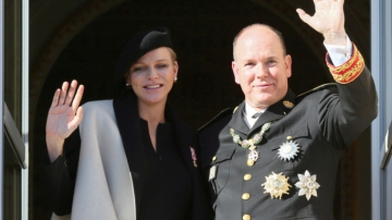 Bucurie în familia regală! E fetiță și băiețel, vezi primele poze