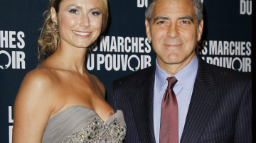 Gafe vestimentare! Vedetele umblă cu părțile intime la vedere