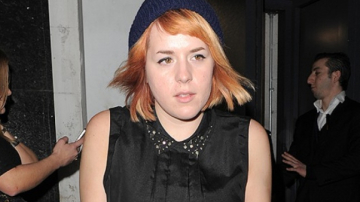 Дочь Николь Кидман и Тома Круза работает парикмахером