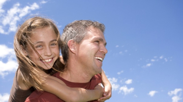 15 sfaturi pentru tații cu fete