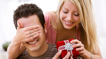 Очень странный новогодний подарок для мужчин