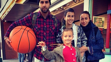 Иван Ургант увезет семью в Америку