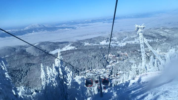 Vedetele autohtone - la munte. Vezi aproximativ cât i-a costat vacanța