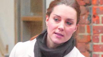 Отчаянная домохозяйка! Беременная Кейт Миддлтон гуляет по магазинам