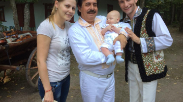 Ce spun vedetele de acasă care au asistat la naşterea copiilor lor