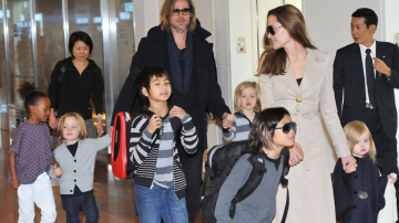Брэд Питт и Анджелина Джоли усыновили мальчика из Турции