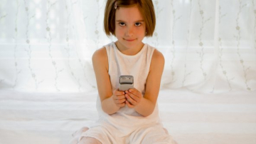 Шокирующий эксперимент: этим детям предложили провести 8 часов, не используя технические устройства