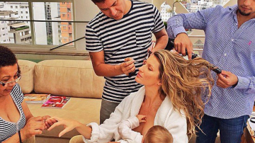 Голой грудью на камеру: новый фототренд — брелфи