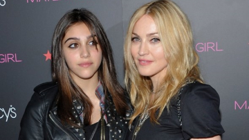 Мадонна позволила 18-летней дочери употреблять наркотики