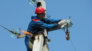 O parte din Chişinău va rămâne fără energie electrică în weekend. VEZI ADRESELE