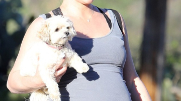 Беременная Милла Йовович проходит 10 километров каждый день