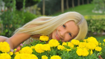 Tanti Ludmila, intr-o poza emotionanta cu fiica sa! Iata cum s-au fotografiat - FOTO