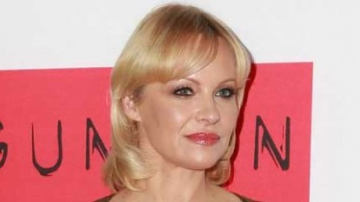 Памелу Андерсон после пластики невозможно узнать