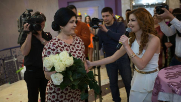 Mariana Mihăilă a organizat un adevărat spectacol muzical de ziua mamei sale