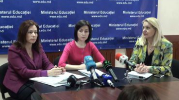 Четыре вуза Молдовы могут остаться без аккредитации