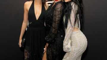 Новый звездный тренд — пластика ягодиц