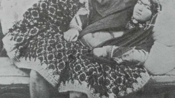 Сенсационные фотографии! Вот как выглядели любимые женщины иранского шаха более 100 лет назад