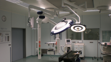 Молдавские врачи впервые провели сложную операцию на почках