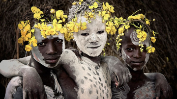 10 потрясающих портретов представителей самых изолированных племен в мире... Уникальные люди!