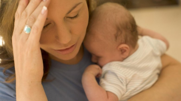 Послеродовой депрессией в Молдове страдают три женщины из ста