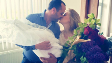 Au apărut primele poze cu fetița Karizmei. VEZI ce spun astrele despre copiii născuți în 2015