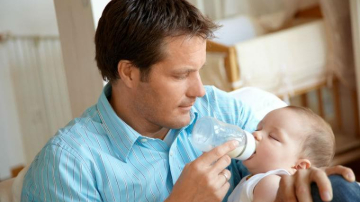 Cum se transformă soțul în tată: șiretlicuri femeiești