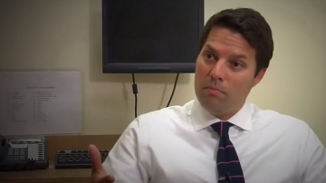 Шутки ради он решил сделать тест на беременность. Эта выходка спасла ему жизнь!