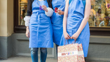 Ирина Меладзе впервые после развода вышла в свет с дочерьми