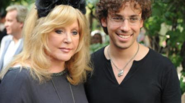 Алла Пугачева растит из сына ландшафтного дизайнера