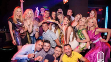 Tatiana Melnic, omagiată. Iată ce i-a dăruit soțul, dar și prietenele!