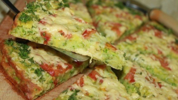 Pizza cu dovlecei, săracă în calorii, numai bună pentru siluetă!