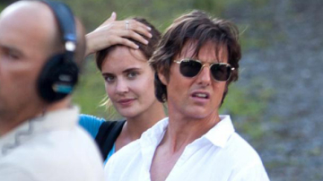 Новая возлюбленная Тома Круза — копия Кэти Холмс