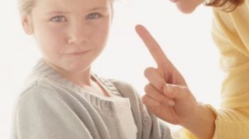 Cum să disciplinăm copilul fără conflicte. Iată 5 reguli