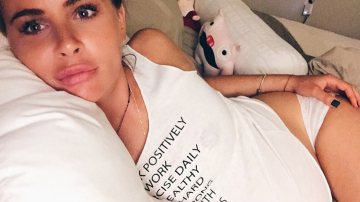 Беременная Саша Зверева даже думать не хочет о кесаревом сечении