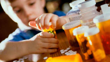 Внимание! В Молдове около 200 детей в этом году отравились лекарствами из-за недосмотра родителей